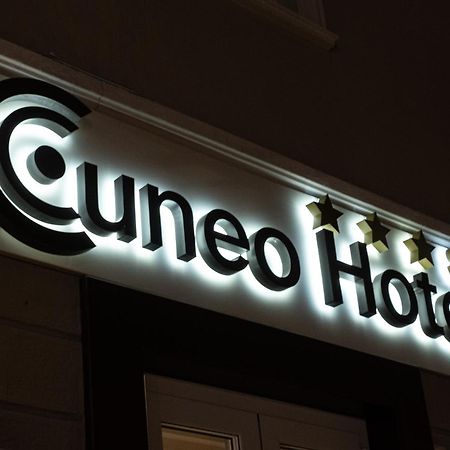 Cuneo Hotel Экстерьер фото