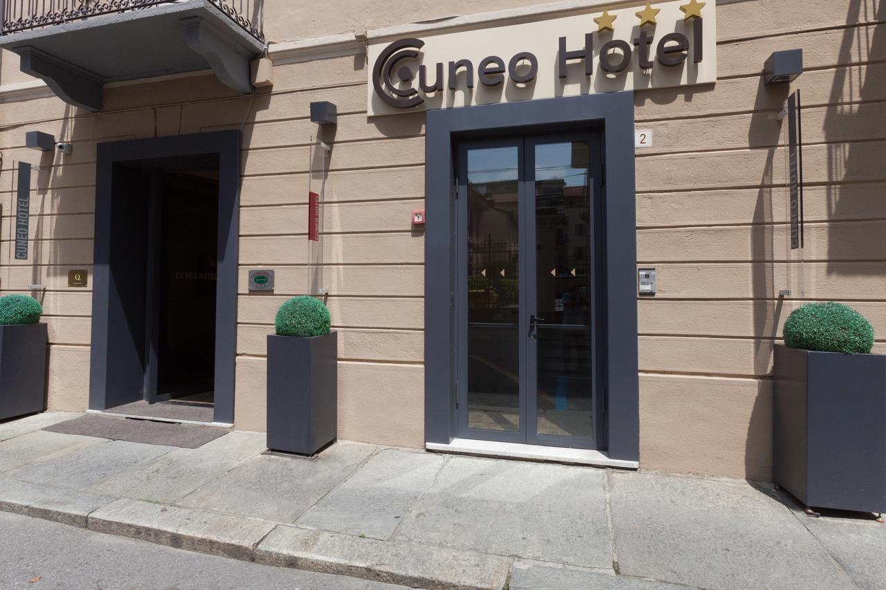 Cuneo Hotel Экстерьер фото